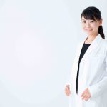 女性　医師